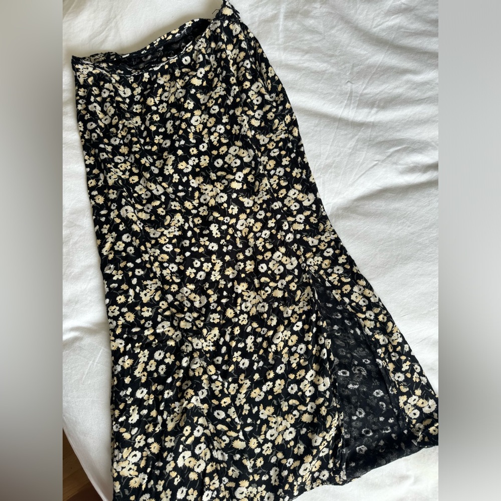 Abercrombie floral midi skirt